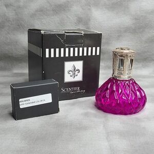 SCENTIER Mini Fuschia Kiss Fragrance Lamp Oil Diffuser 3.75" Pink/Silver Retired